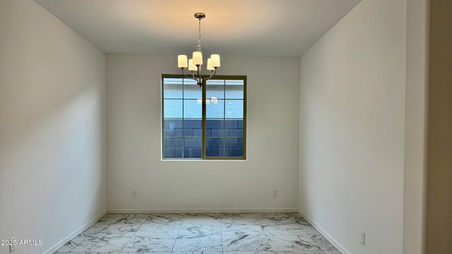 10214 W INDIANOLA Avenue, Avondale, AZ 85392