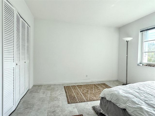 669 W Oakland Park Boulevard 220b, Oakland Park, FL 33311