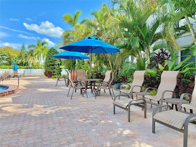 669 W Oakland Park Boulevard 220b, Oakland Park, FL 33311
