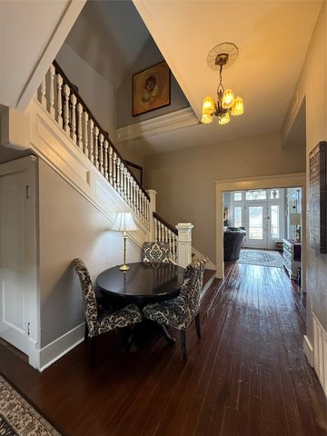 201 E Hayes Avenue, Whitney, TX 76692