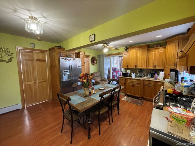 104 Ostend Road, Island Park, NY 11558