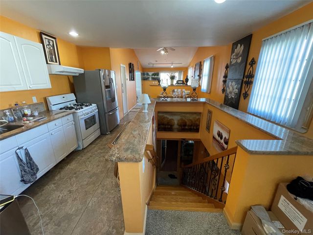 104 Ostend Road, Island Park, NY 11558