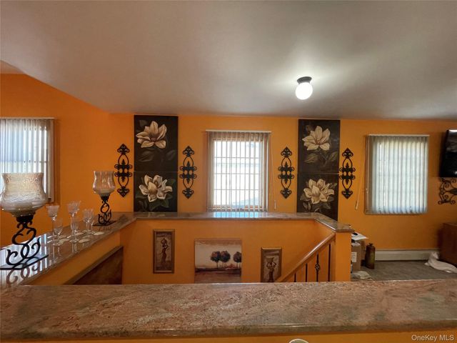 104 Ostend Road, Island Park, NY 11558