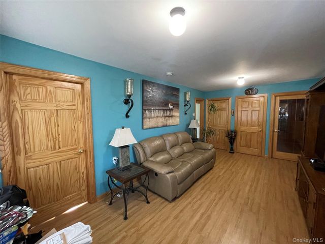 104 Ostend Road, Island Park, NY 11558