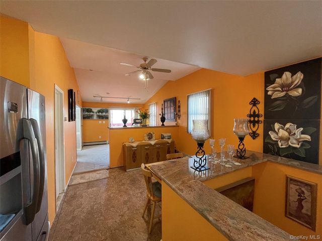 104 Ostend Road, Island Park, NY 11558