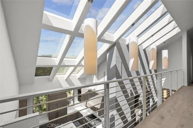 18177 Knoll Hill, Granada Hills, CA 91344