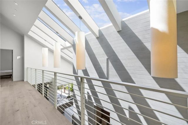 18177 Knoll Hill, Granada Hills, CA 91344