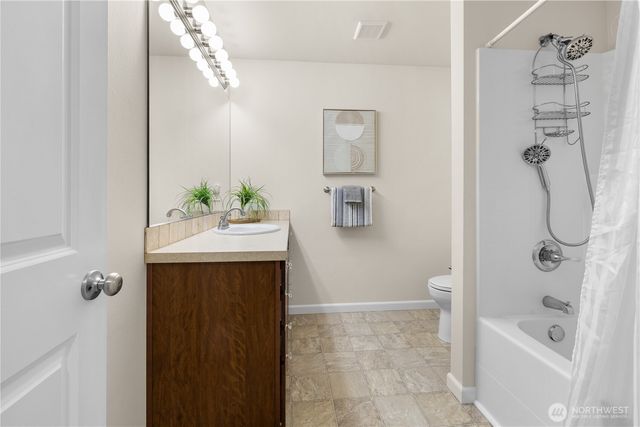 4882 SW Kenmore Court, Port Orchard, WA 98367