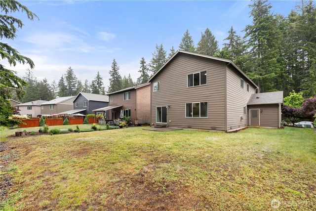 4882 SW Kenmore Court, Port Orchard, WA 98367