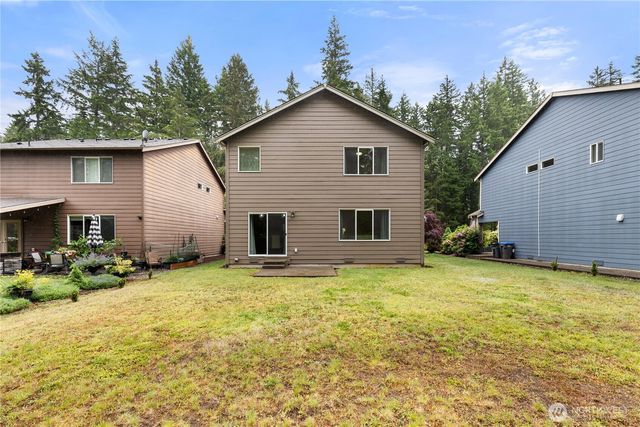 4882 SW Kenmore Court, Port Orchard, WA 98367