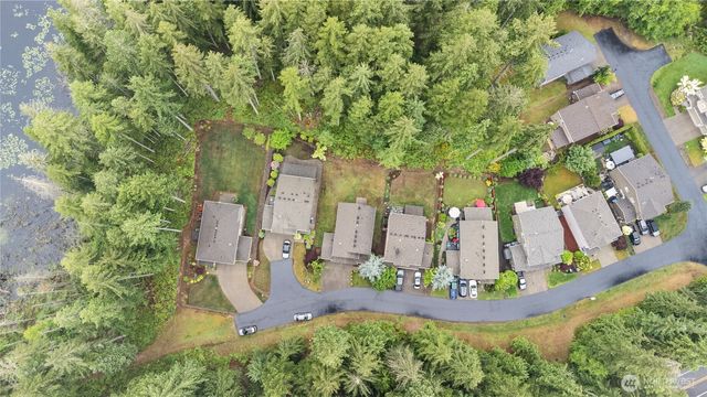 4882 SW Kenmore Court, Port Orchard, WA 98367