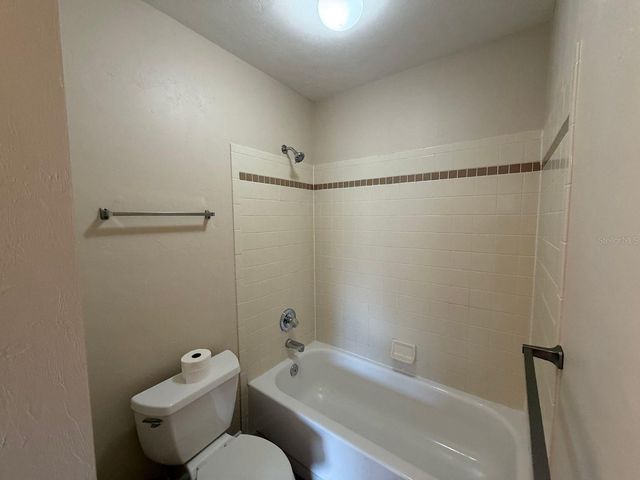 2260 NW 41ST PLACE, Gainesville, FL 32605