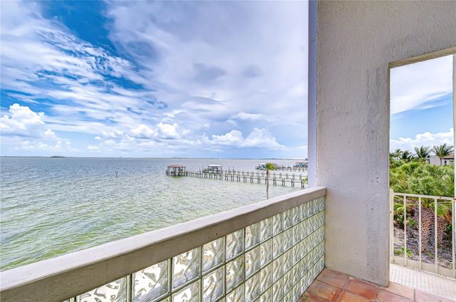 6504 SURFSIDE BOULEVARD 8, Apollo Beach, FL 33572