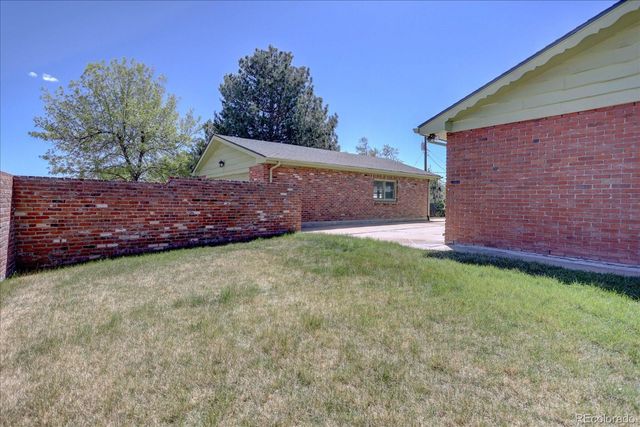 1980 Zang Street, Golden, CO 80401