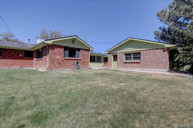 1980 Zang Street, Golden, CO 80401