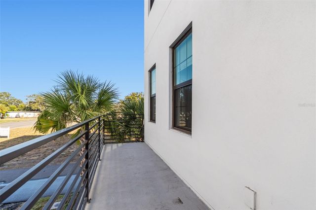 2724 5TH AVENUE S, St Petersburg, FL 33712