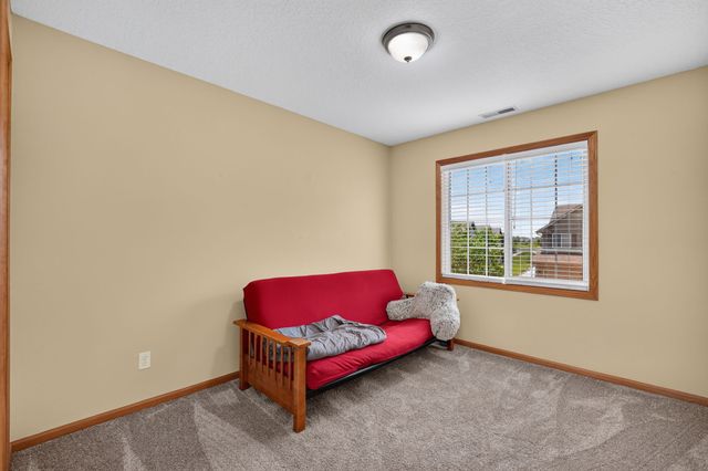 1230 NW 23rd Lane, Ankeny, IA 50023