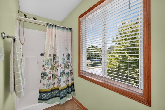 1230 NW 23rd Lane, Ankeny, IA 50023