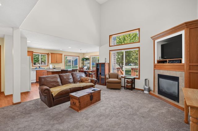 1230 NW 23rd Lane, Ankeny, IA 50023