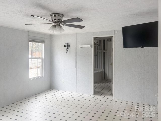 205 W Haywood Lane, Mount Gilead, NC 27306