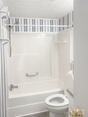 205 W Haywood Lane, Mount Gilead, NC 27306