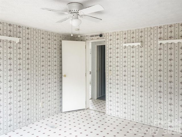 205 W Haywood Lane, Mount Gilead, NC 27306