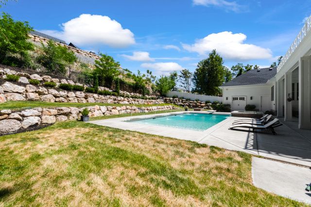 1623 S 200 E, Farmington, UT 84025