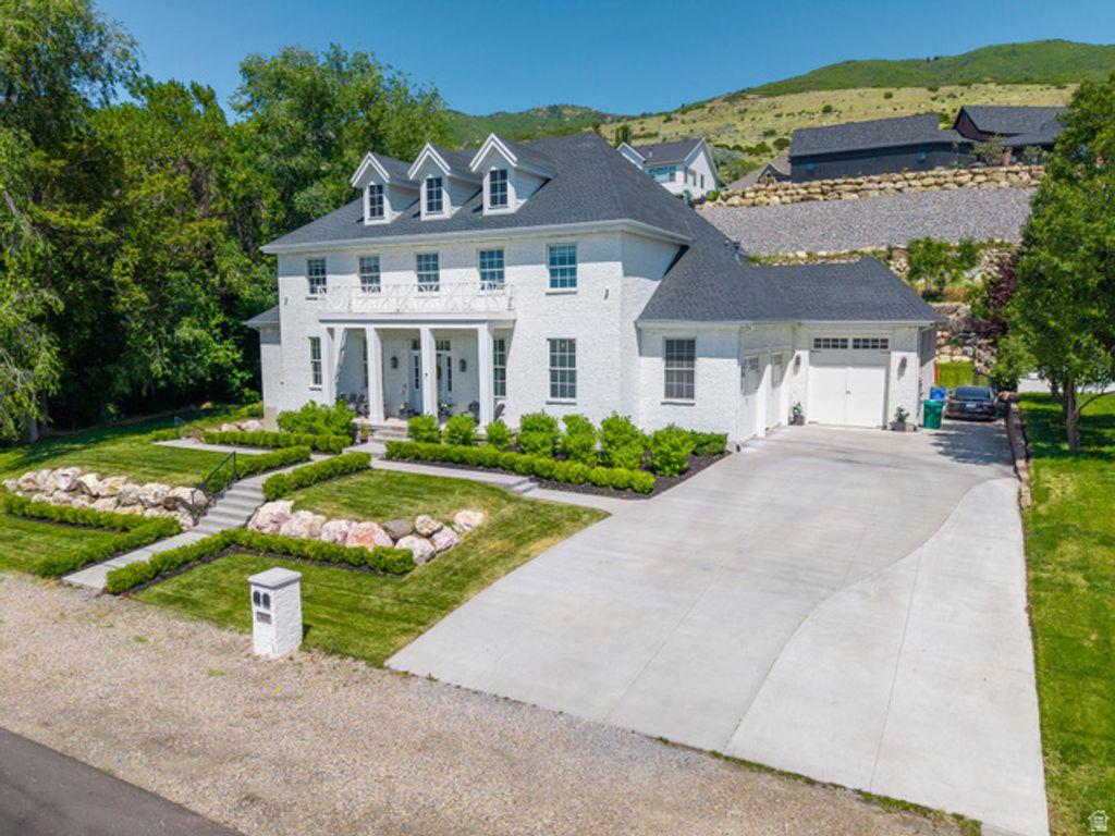 1623 S 200 E, Farmington, UT 84025