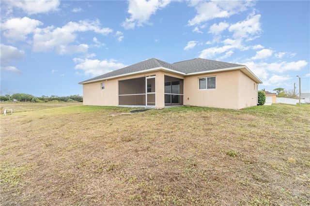 1203 NE 19th AVE, Cape Coral, FL 33909