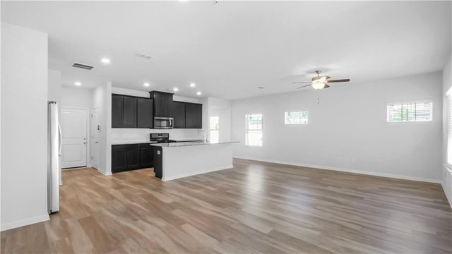 1186 Arrowlake Road SW, Marietta, GA 30064