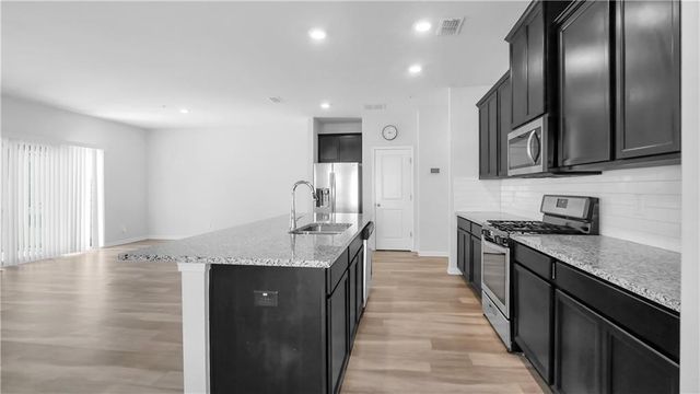 1186 Arrowlake Road SW, Marietta, GA 30064