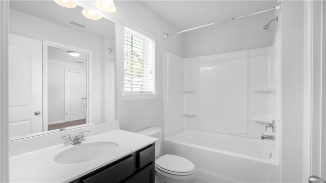 1186 Arrowlake Road SW, Marietta, GA 30064