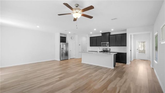 1186 Arrowlake Road SW, Marietta, GA 30064