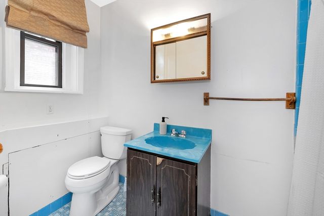 462 Park Drive, Boston, MA 02215