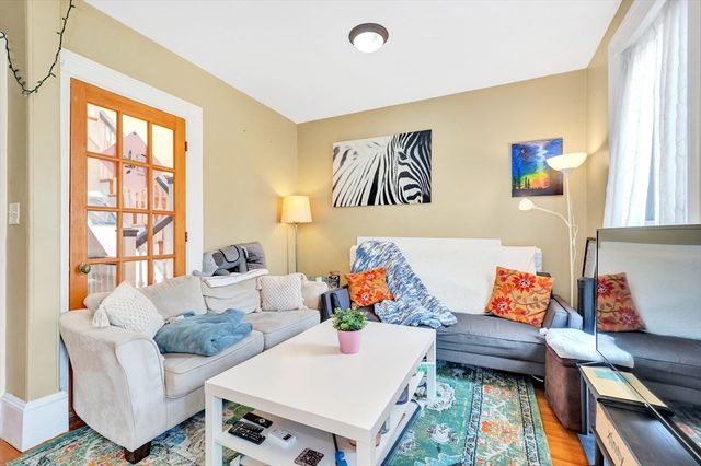 462 Park Drive, Boston, MA 02215