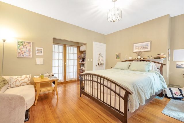 462 Park Drive, Boston, MA 02215