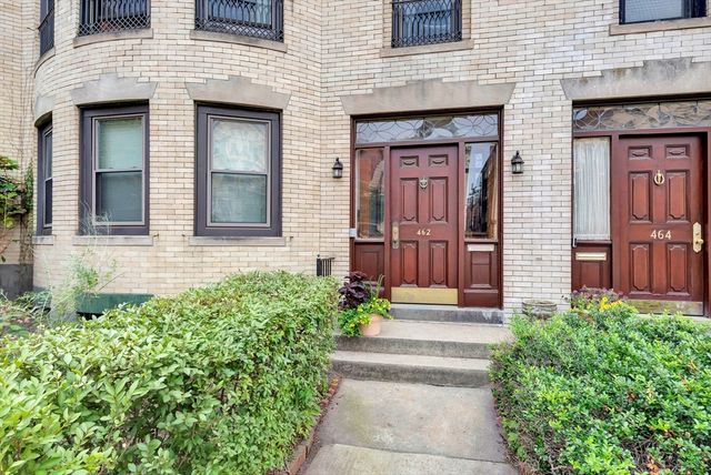 462 Park Drive, Boston, MA 02215