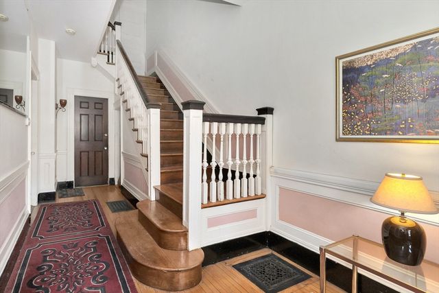 462 Park Drive, Boston, MA 02215