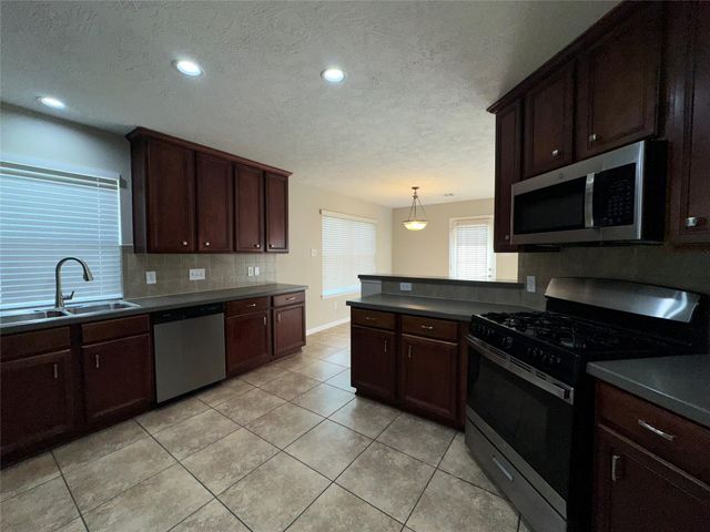 3715 Humble Drive, Manvel, TX 77578