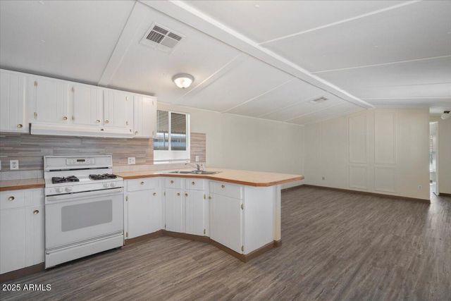 2121 N Center Street 19, Mesa, AZ 85201