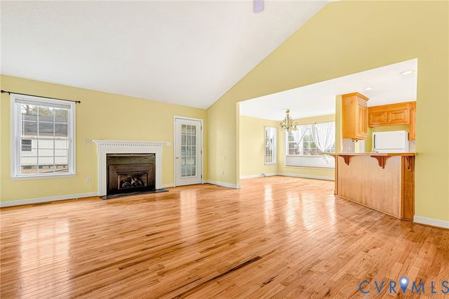 19423 Indian Rd, Petersburg, VA 23805