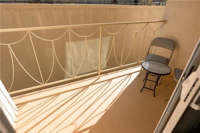 315 N Louise Street 103, Glendale, CA 91206