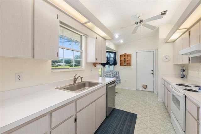 8038 SW 108TH LOOP, Ocala, FL 34481