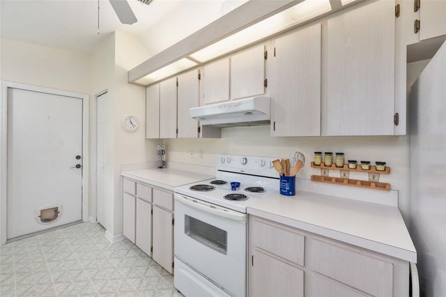 8038 SW 108TH LOOP, Ocala, FL 34481