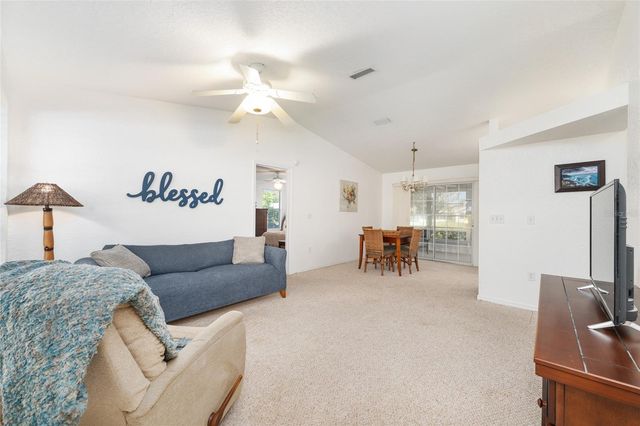 8038 SW 108TH LOOP, Ocala, FL 34481