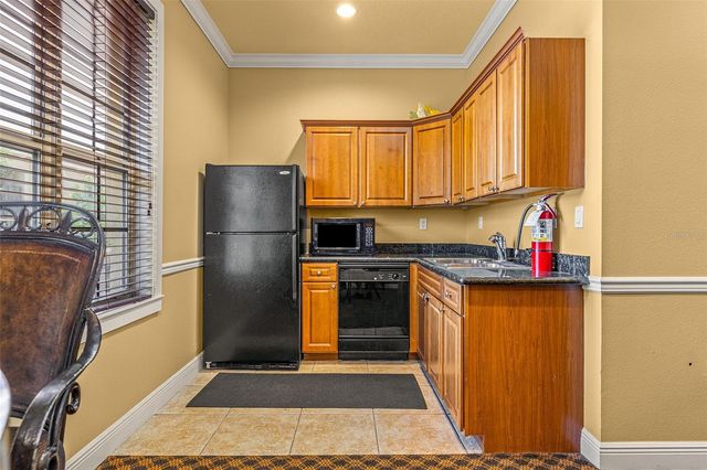 109 BRADFORD BEACH COURT 109, Tampa, FL 33609