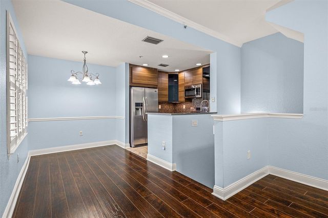 109 BRADFORD BEACH COURT 109, Tampa, FL 33609