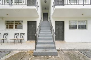 219 NW 10th Avenue APT 3, Miami, FL 33128