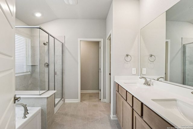 1415 Arcas Way, San Antonio, TX 78245