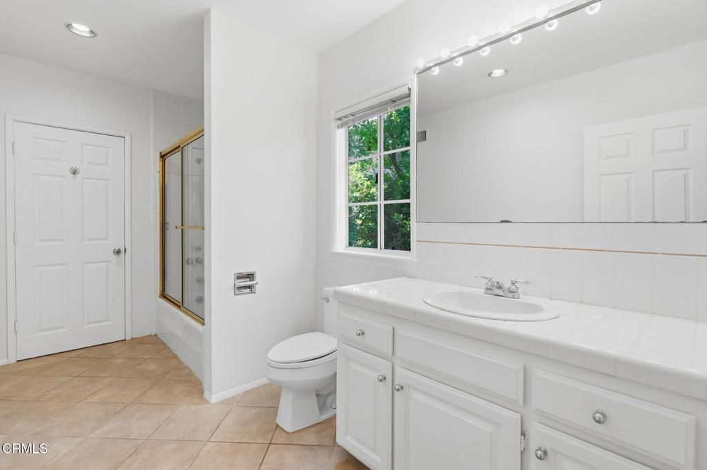 Image 47 of property listing at 405 Woodcliffe Road, Pasadena, CA 91105